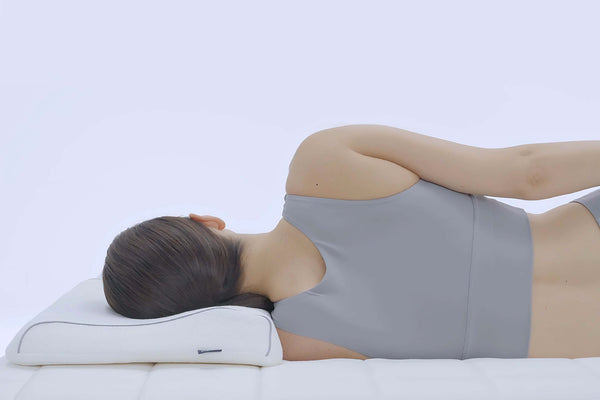 HEKA Pressure-Relief and Temperature Regulating Gel Memory Foam Pillow